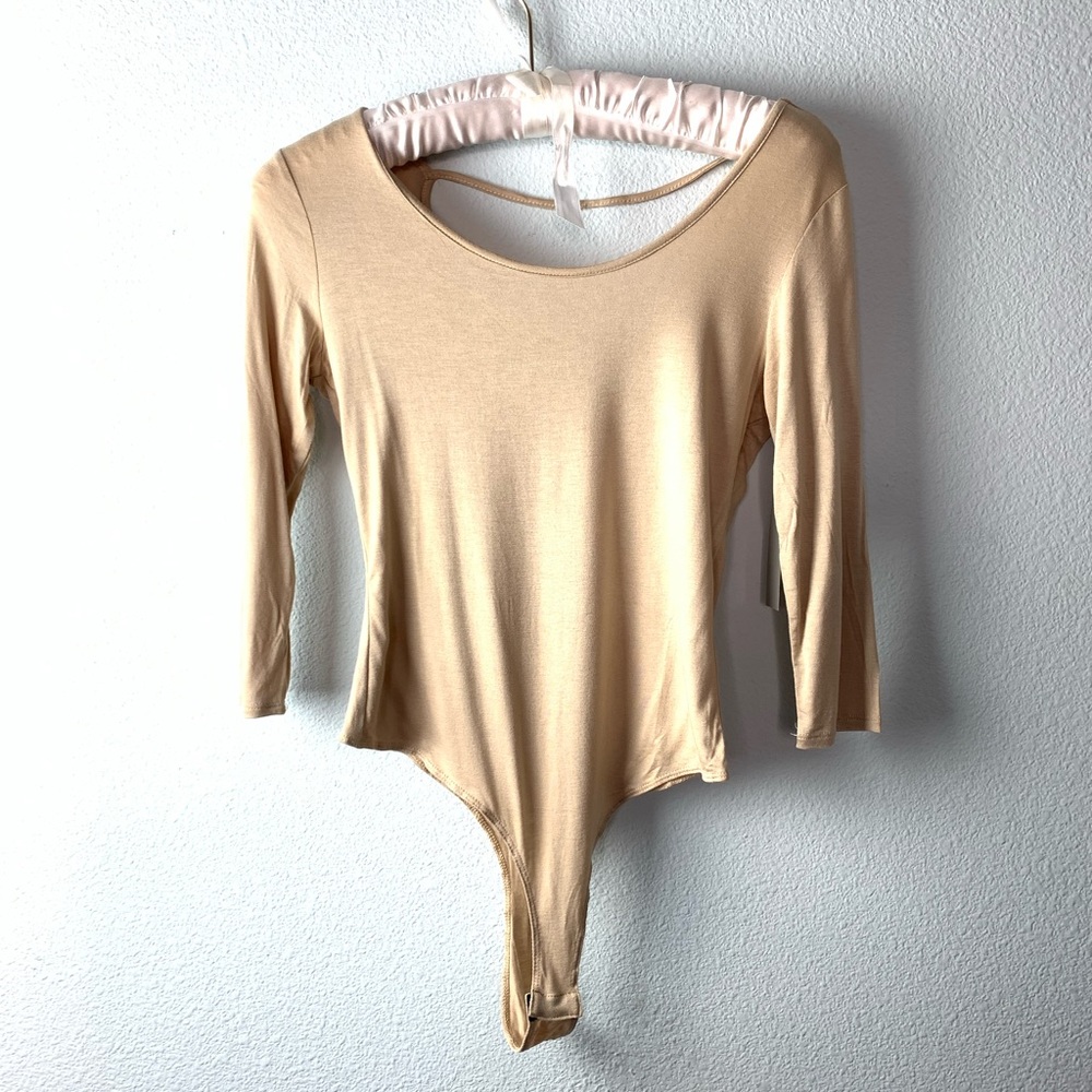 🍀NWT Tresics Bodysuit Size M
